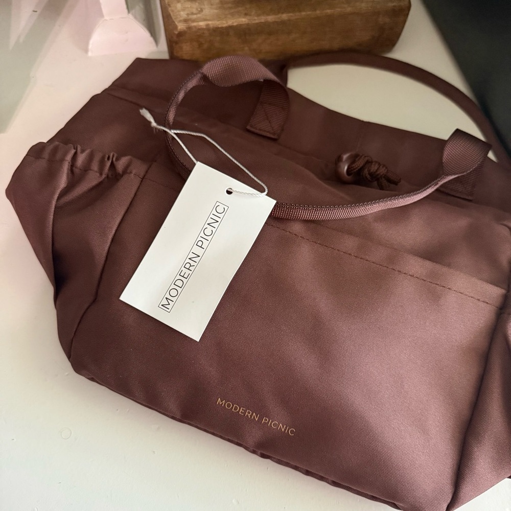 Modern Picnic Lunch tote